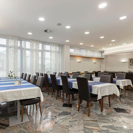 Garni Hotel Azul Kranj Exteriér fotografie