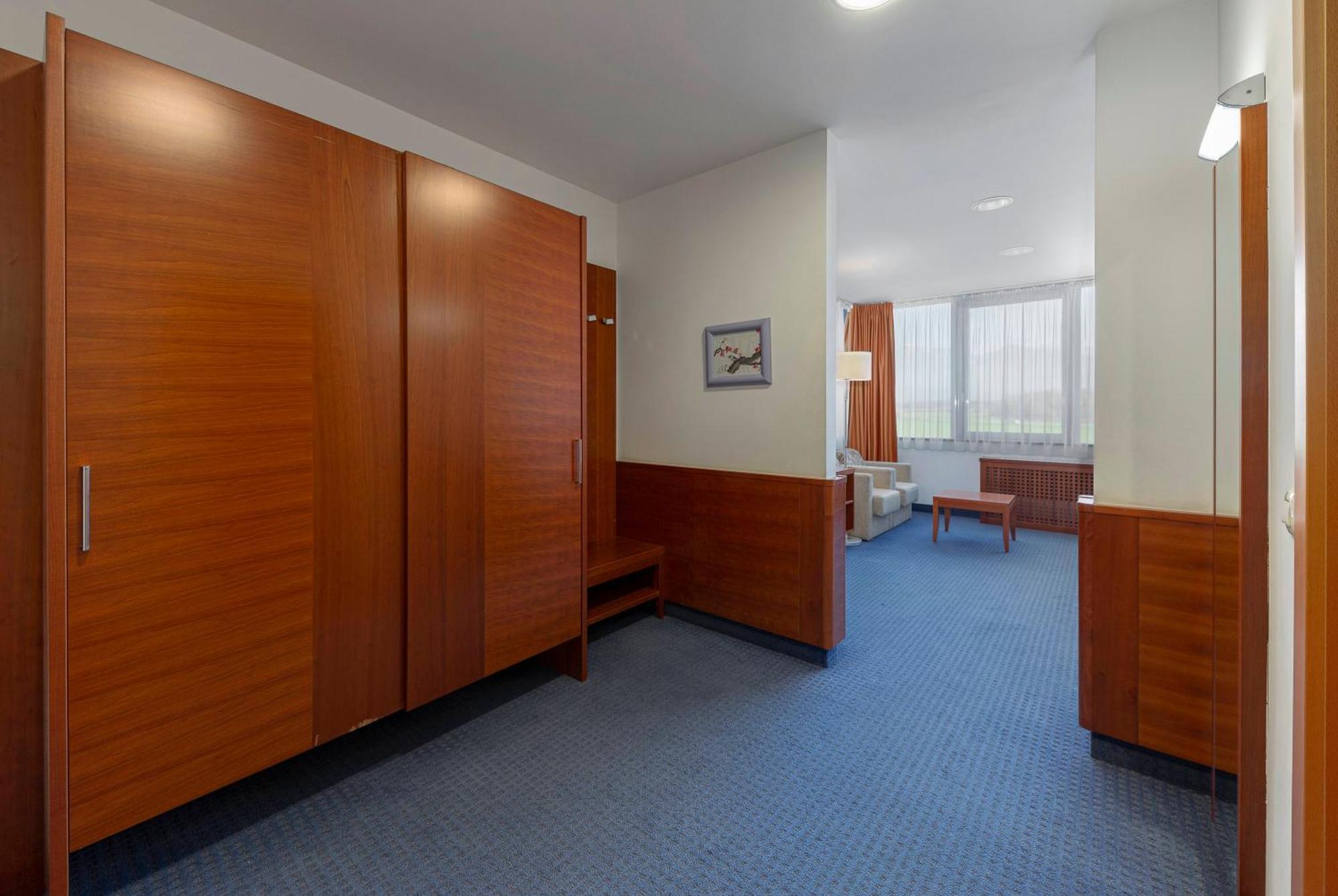 Garni Hotel Azul Kranj Exteriér fotografie