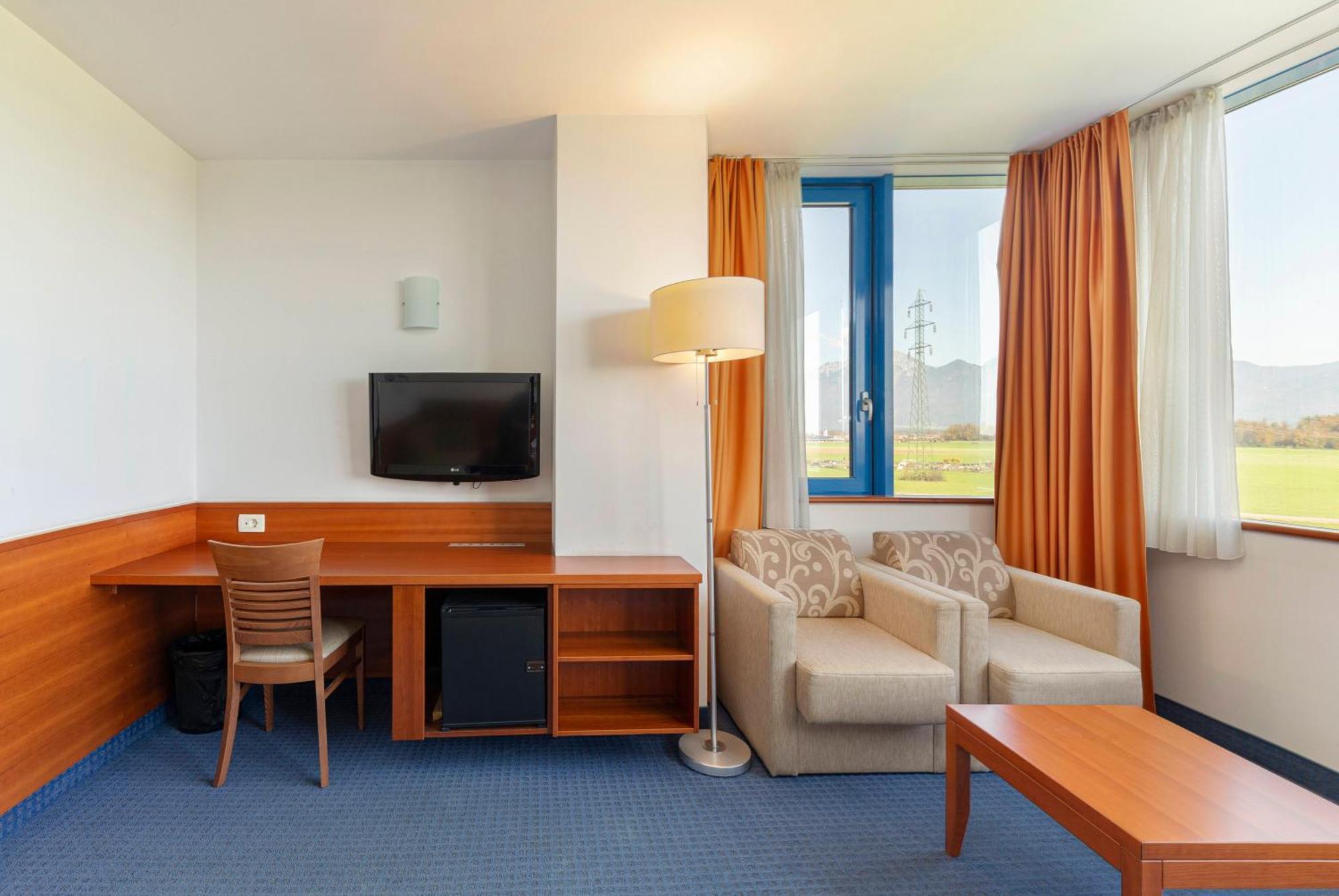 Garni Hotel Azul Kranj Exteriér fotografie