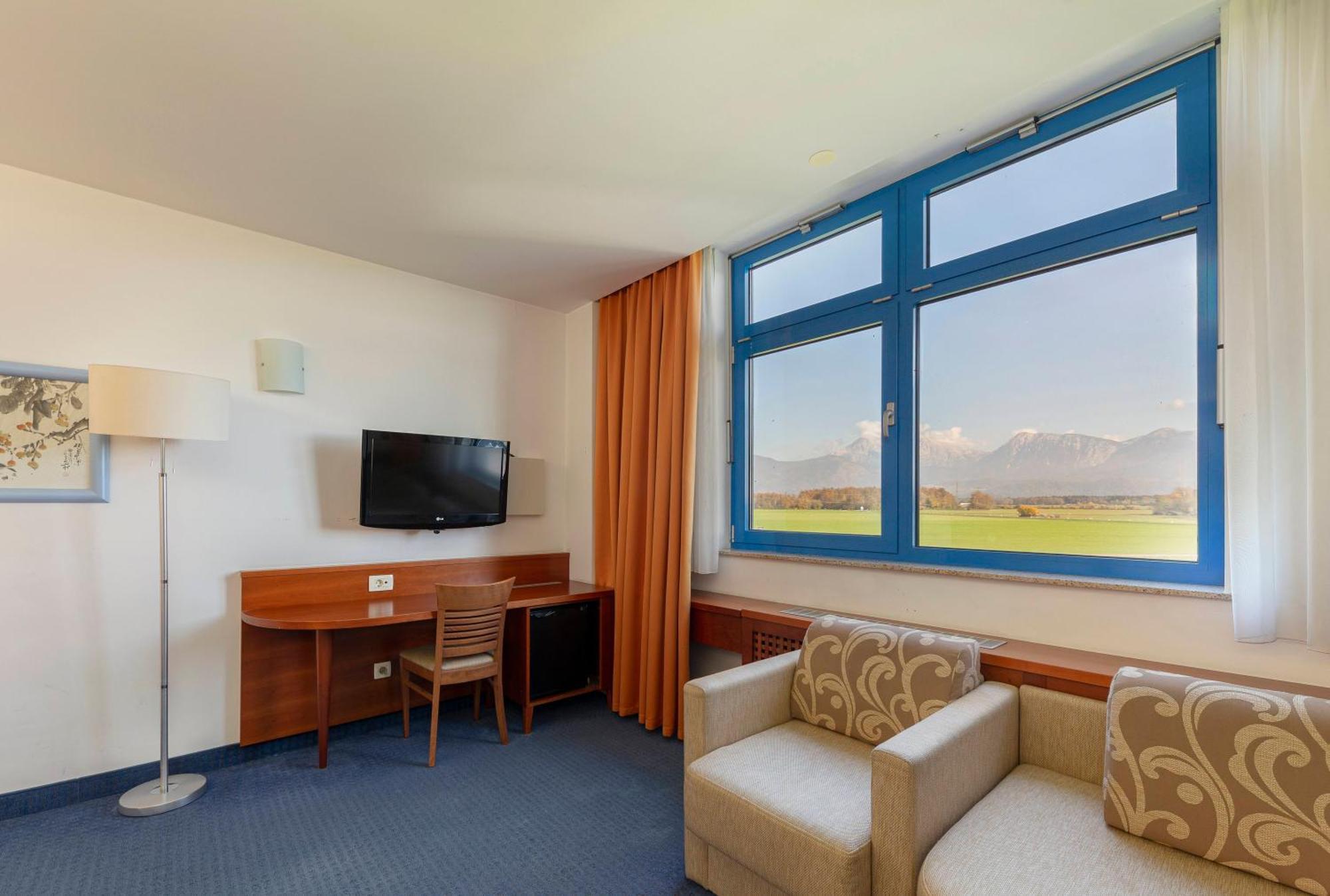 Garni Hotel Azul Kranj Exteriér fotografie