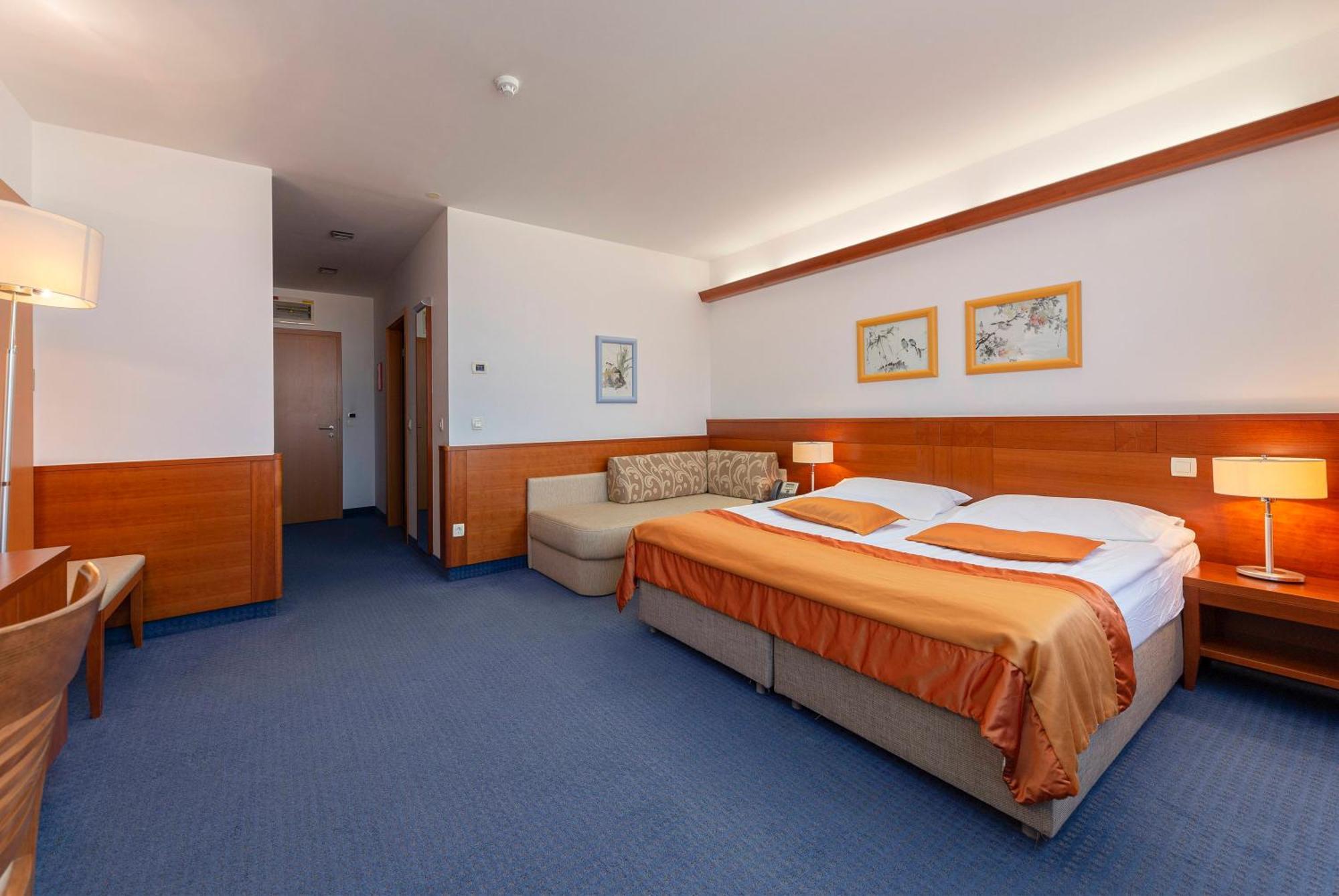 Garni Hotel Azul Kranj Exteriér fotografie